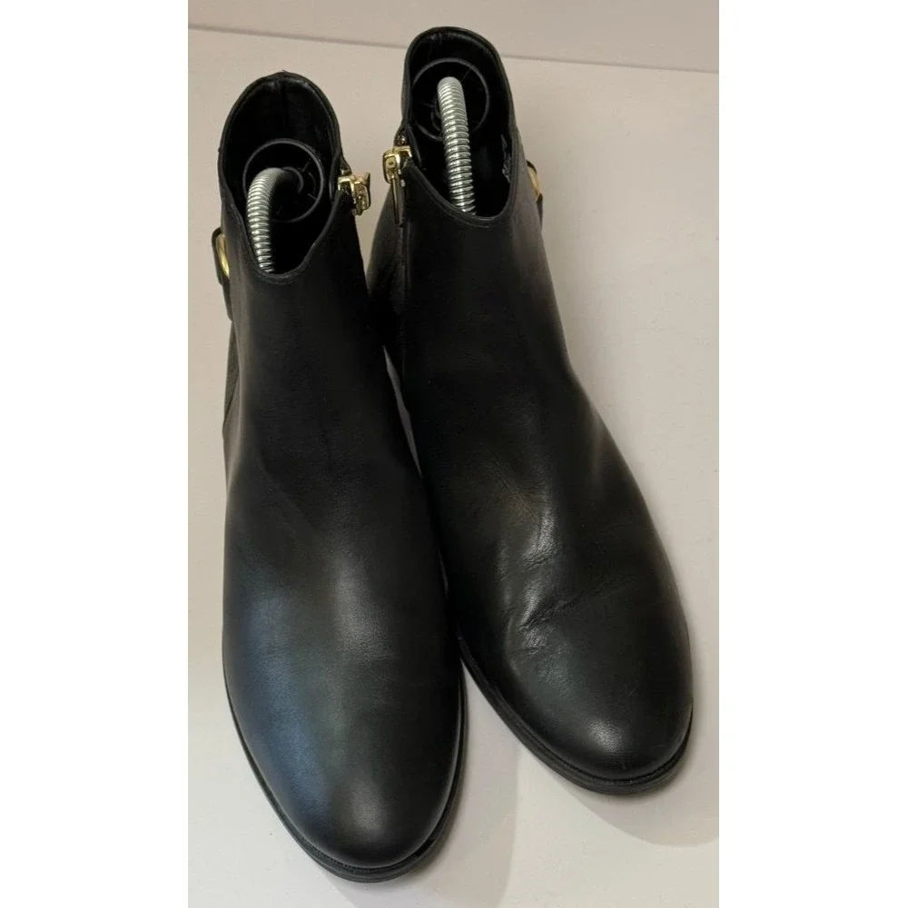 Coach Signature Black Leather Ankle Boots Booties Gold Buckle Zip Womens 7.5